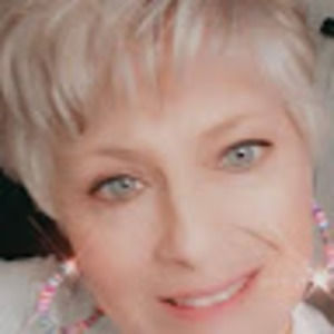 Meet your Posher, Vikki